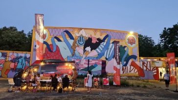 Caravana9 – Turneu cultural prin 10 oraşe şi staţiuni balneare din România