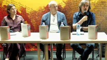 Bookfest – Mircea Cărtărescu a lansat „Texistenţa”: „A ieşit una dintre cele mai bune cărţi pe care eu le-am scris vreodată. Este un autoportret al meu cu o carte în mână”