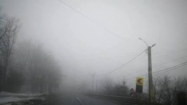 Cod galben de ceaţă în judeţele Brăila, Ialomiţa, Vrancea şi Buzău / Avertisment Infotrafic: Vizibilitate redusă / Aglomeraţie pe principalele drumuri care converg către Capitală