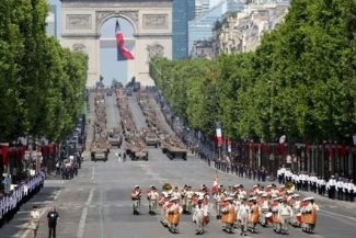 Macron mărturiseşte, în marja marcării a 86 de ani de Apelul de la 18 iunie al lui de Gaulle, că, dacă ar fi făcut armata, ar fi ales infanteria