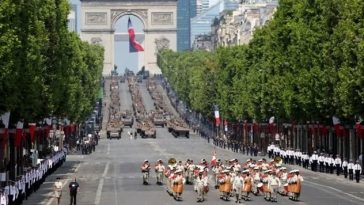 Macron mărturiseşte, în marja marcării a 86 de ani de Apelul de la 18 iunie al lui de Gaulle, că, dacă ar fi făcut armata, ar fi ales infanteria