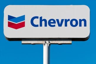 Chevron va alimenta cu gaze naturale un uriaş centru de date Microsoft dedicat inteligenţei artificiale