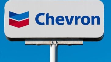 Chevron va alimenta cu gaze naturale un uriaş centru de date Microsoft dedicat inteligenţei artificiale