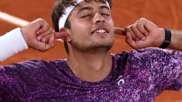 Cobolli a spulberat speranţele lui Auger-Aliassime la Roland Garros şi a ajuns în prima sa semifinală de turneu de Grand Slam