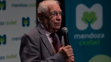 Cupa Mondială 2026: La 91 de ani comentează a 18-a sa ediţie de turneu final