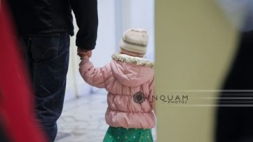 Bucureşti: Bărbat de 52 de ani suspectat că şi-a agresat sexual fiica în vârstă de 4 ani, în timpul orelor de vizită la care avea dreptul