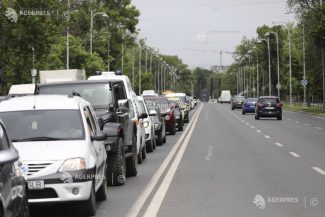 Traseul liniei 205 va fi deviat, vineri, timp de două ore, pentru evenimentul Ziua Drapelului Național