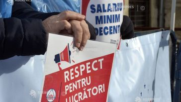 Sindicaliști de la CNS ‘Cartel Alfa’ protestează față de blocarea dialogului social de către organizațiile patronale