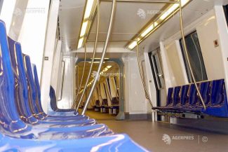 Metrorex a curățat patru trenuri de metrou vandalizate și face apel la călători să semnaleze incidentele
