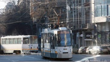 STB: Tramvaiele 21 circulă deviat de peste trei ore din cauza unui blocaj pe Calea Moșilor