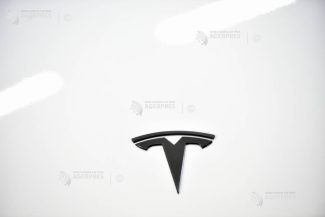 Tesla face angajări în Europa