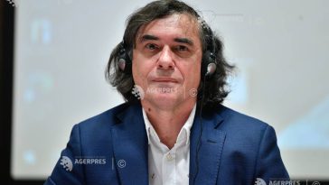 Mircea Cărtărescu, la Bookfest: ‘Texistența’ – un autoportret, o carte de aforisme; mi-aș fi dorit să fiu un scriitor de nișă