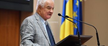 Rădulescu: Obiectivul trebuie să fie reducerea deficitului public; o facem de bunăvoie sau ne îndreptăm către modelul grecesc