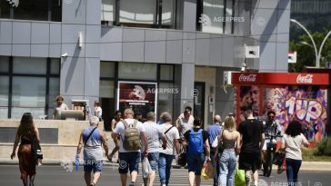 Sondaj: Majoritatea românilor resping ideea unui premier independent, însă susțin alegerile anticipate