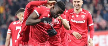 Fotbal: Dinamo a anunțat despărțirea de mijlocașul francez Eddy Gnahore
