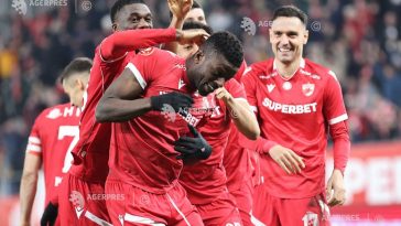 Fotbal: Dinamo a anunțat despărțirea de mijlocașul francez Eddy Gnahore