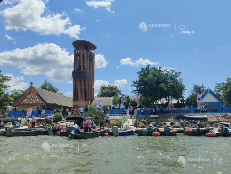 Tulcea: Începe Bibaniada, singurul concurs feminin de pescuit biban în echipă din România