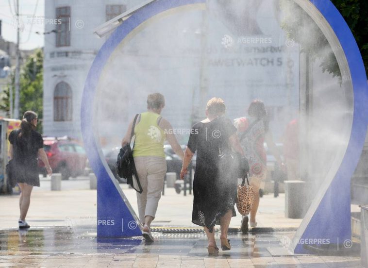 Vreme caniculară și înnorări temporare în București, în weekend și pe parcursul zilei de luni (meteorologi)
