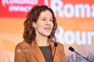 Mînzatu: Comisia Europeană caută cele mai bune modalități de a investi în recalificarea și perfecționarea lucrătorilor
