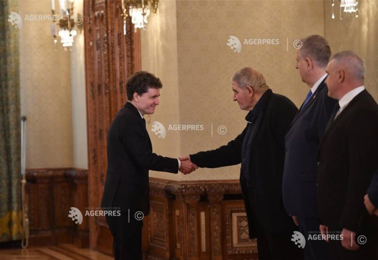 Consultări la Cotroceni/ Președintele discută cu delegația Grupului Parlamentar al Minorităților Naționale