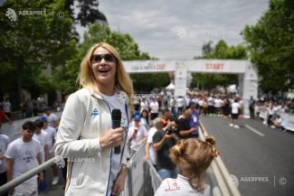 #AnulNadia Nadia Comăneci a dat startul Crosului Național ”Ziua Olimpică” (GALERIE FOTO)