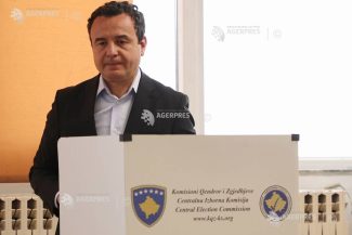 Kosovo: Formațiunea premeirului Kurti câștigă alegerile legislative, dar este în scădere