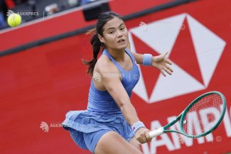 Tenis: Emma Răducanu s-a calificat în finala turneului WTA de la Queen’s