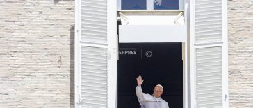 Mediul digital sporește indiferența față de cei săraci, afirmă papa Leon al XIV-lea