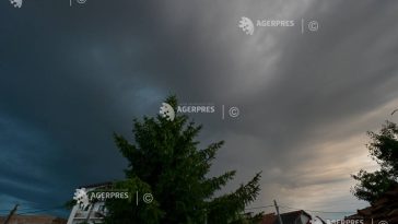 Meteorologi: Cod galben de instabilitate atmosferică în zone din 23 de județe, miercuri