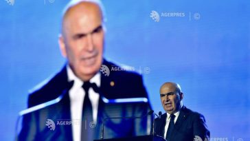 Congres PNL/Bolojan: Cine trădează partidul nu poate rămâne alături de noi; astăzi nu dăm pe nimeni afară