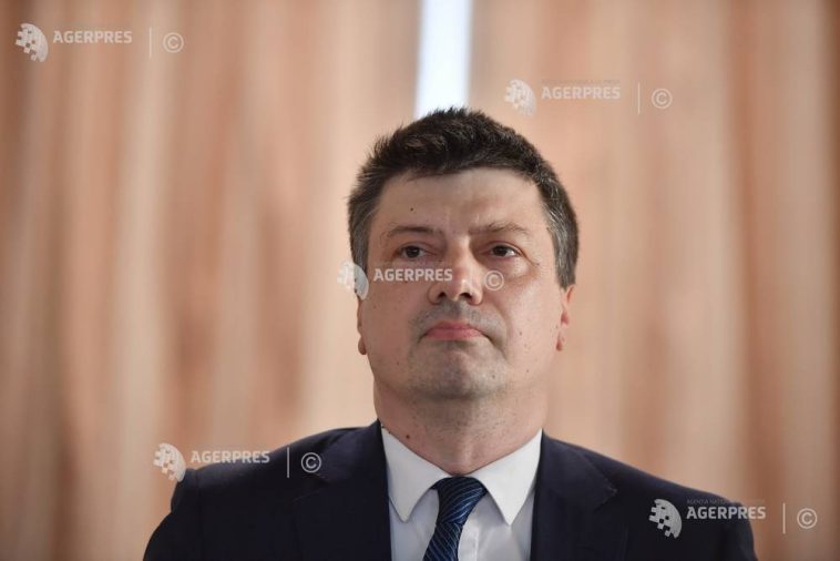 Parlament – audieri miniștri/ Ioan Vulpescu – aviz favorabil pentru funcția de ministru al Culturii