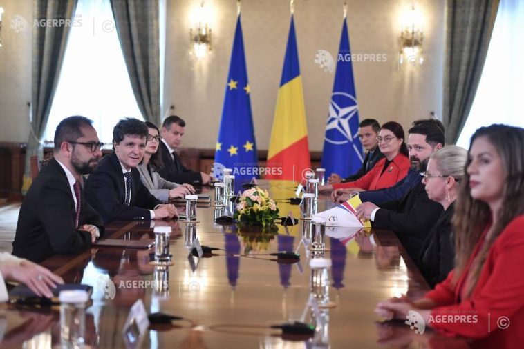 Consultări la Cotroceni/Președintele discută cu reprezentanții Grupului parlamentar Uniți pentru România