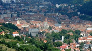 Brașov: Liceenii vor propune soluții de mobilier urban la Școala de vară ‘Orașul ca Sală de Clasă’