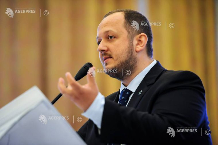 Papahagi: În actualul context politic, nu sunt dispus să fiu parte într-un conflict politic și instituțional ce mă depășește