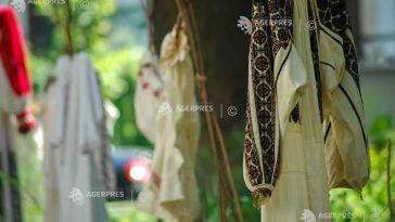 ZIUA IEI/Timiș: Ziua Iei și Sânzienele, o horă a tradițiilor cu portul popular bănățean