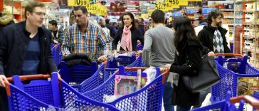 România, cele mai mici prețuri din UE pentru bunuri de consum și servicii după Bulgaria, în 2025 (INS)