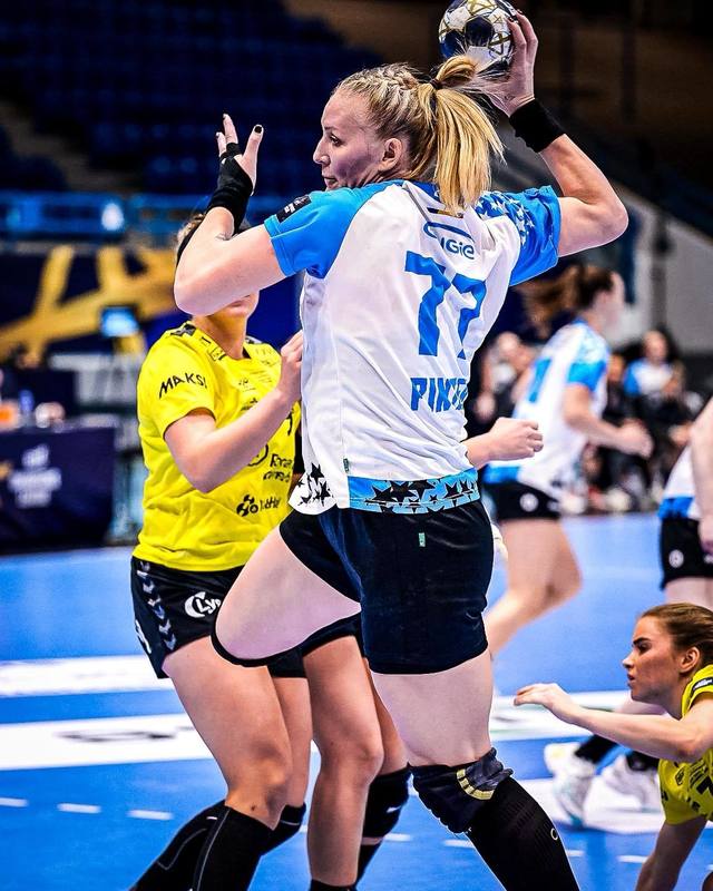 Handbalista Crina Pintea, după semifinala pierdută cu Metz: Cred că am pus presiune pe noi fără motiv!