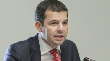 România extinde reţeaua de diplomaţi economici prin recrutare internă. Care sunt condiţiile să ajungi diplomat economic în marile oraşe ale lumii şi ce salarii sunt