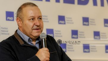Daniel Fenechiu (PNL) anunţă că la şedinţa conducerii partidului se va discuta despre o posibilă sesizare a Curţii Constituţionale, în urma desemnării lui Veştea premier: Încălcarea Constituţiei este cât se poate de evidentă