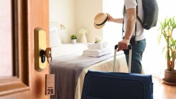 Eurostat: Numărul înnoptărilor în unităţi de cazare din UE, în creştere în primul trimestru din 2026 / 1 din 4 nopţi petrecute de vizitatorii străini în ţările UE a fost înregistrată în Spania / România a înregistrat o scădere a înnoptărilor