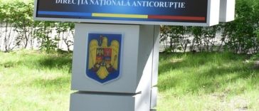 Primarul general al Capitalei, Ciprian Ciucu, sub control judiciar pentru luare de mită/ DNA susţine că el a primit foloase necuvenite – servicii de publicitate şi consultanţă electorală, de la doi oameni de afaceri care dezvoltau un proiect imobiliar