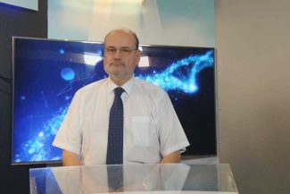 Dr. Horaţiu Moldovan: Este foarte importantă măsurarea tensiunii arteriale, mai ales după vârsta de 40 de ani la bărbaţi, iar la femei după menopauză/ Prima măsură terapeutică: să mănânce cu mai puţină sare