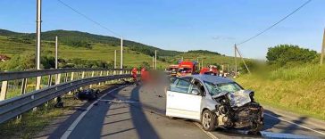 Grav accident rutier pe DN1F, în judeţul Cluj, unde o motocicletă a intrat în coliziune cu un autoturism