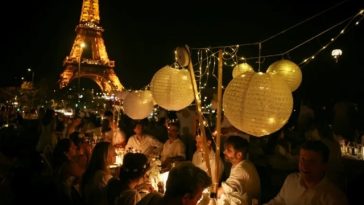 Cină în Alb sub Turnul Eiffel