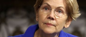 Elizabeth Warren cere amânarea listării SpaceX, invocând riscuri privind evaluarea companiei şi guvernanţa corporativă