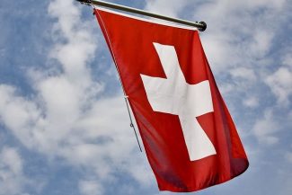 Pregătire agitată pentru naţionala Elveţiei în SUA. Un incendiu a izbucnit în apropierea cantonamentului din sudul Californiei – VIDEO
