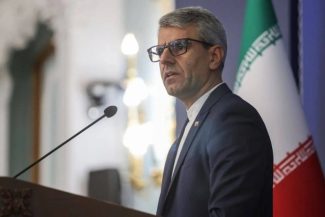 Iranul acuză SUA de poziţii contradictorii şi spune că atacurile israeliene asupra Libanului întârzie procesul diplomatic