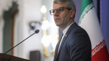Iranul acuză SUA de poziţii contradictorii şi spune că atacurile israeliene asupra Libanului întârzie procesul diplomatic