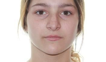 Sibiu: Fată de 15 ani, căutată de poliţişti după ce ar fi fost obligată de fostul iubit să urce într-un autoturism, cu care au plecat