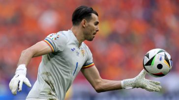 Final de carieră pentru Florin Niţă. Portarul României la EURO 2024 şi-a anunţat retragerea din activitatea de fotbalist / “Îi sunt recunoscător acestui sport pentru omul care m-a făcut”